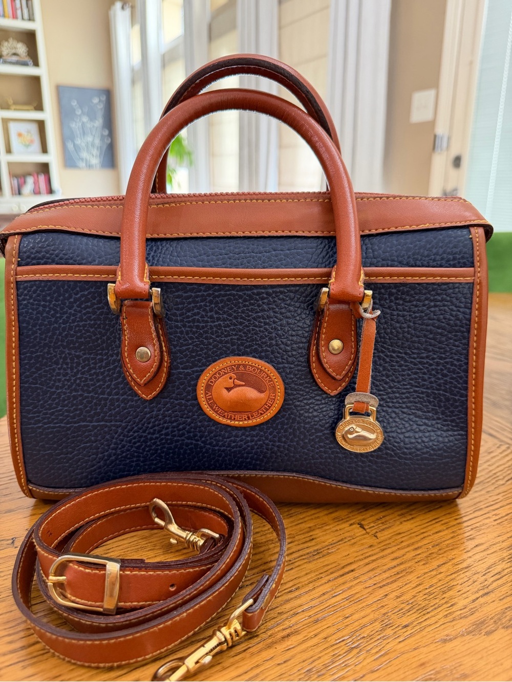 Vintage Pristine Dooney & Bourke R729 Navy and Brown Leather Satchel 90’s
